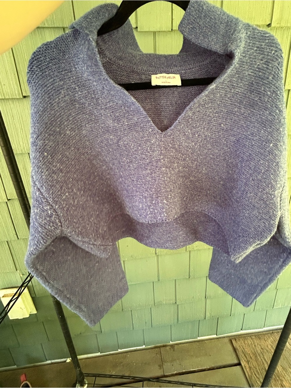 Butter melon  V-Neck Cropped Knit Sweater